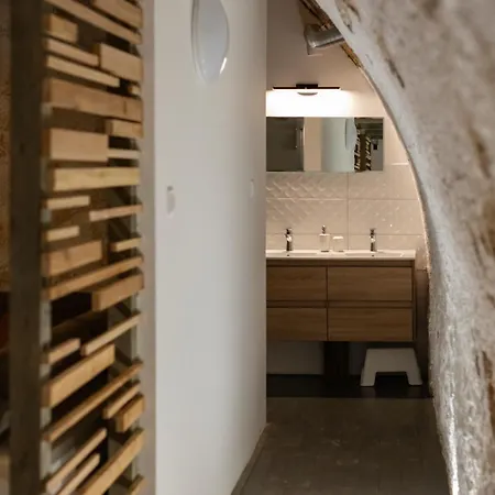 Teged Vartalak Apartament Dörgicse