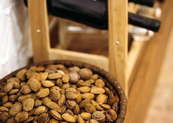 아파트 Teged Vartalak